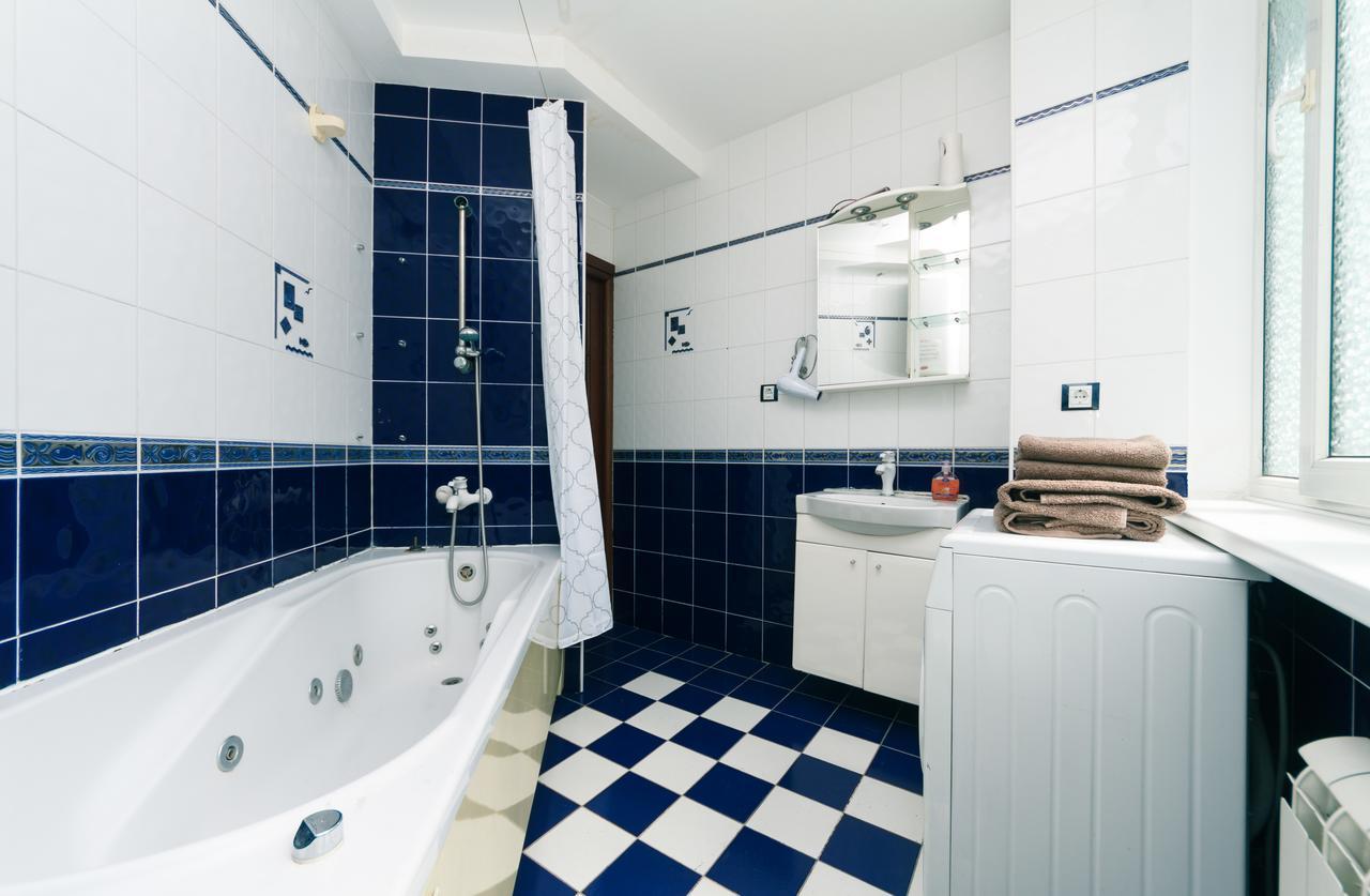 Two Bedroom Apartment On Kreschatik, Kyiv Center With Great View Dış mekan fotoğraf